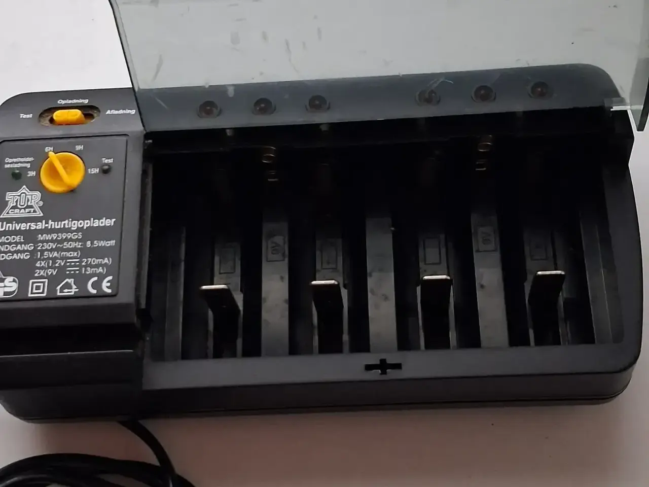 Billede 1 - Batterioplader 50kr.