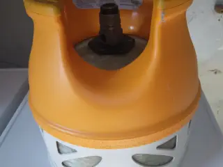 Fyldt 5 kg letvægt gasflaske