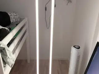 Hue color floor
