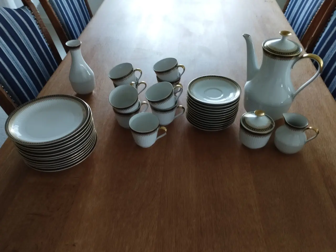 Billede 1 - 8800 Viborg Kaffe og Spisestel i Kurfyrst .