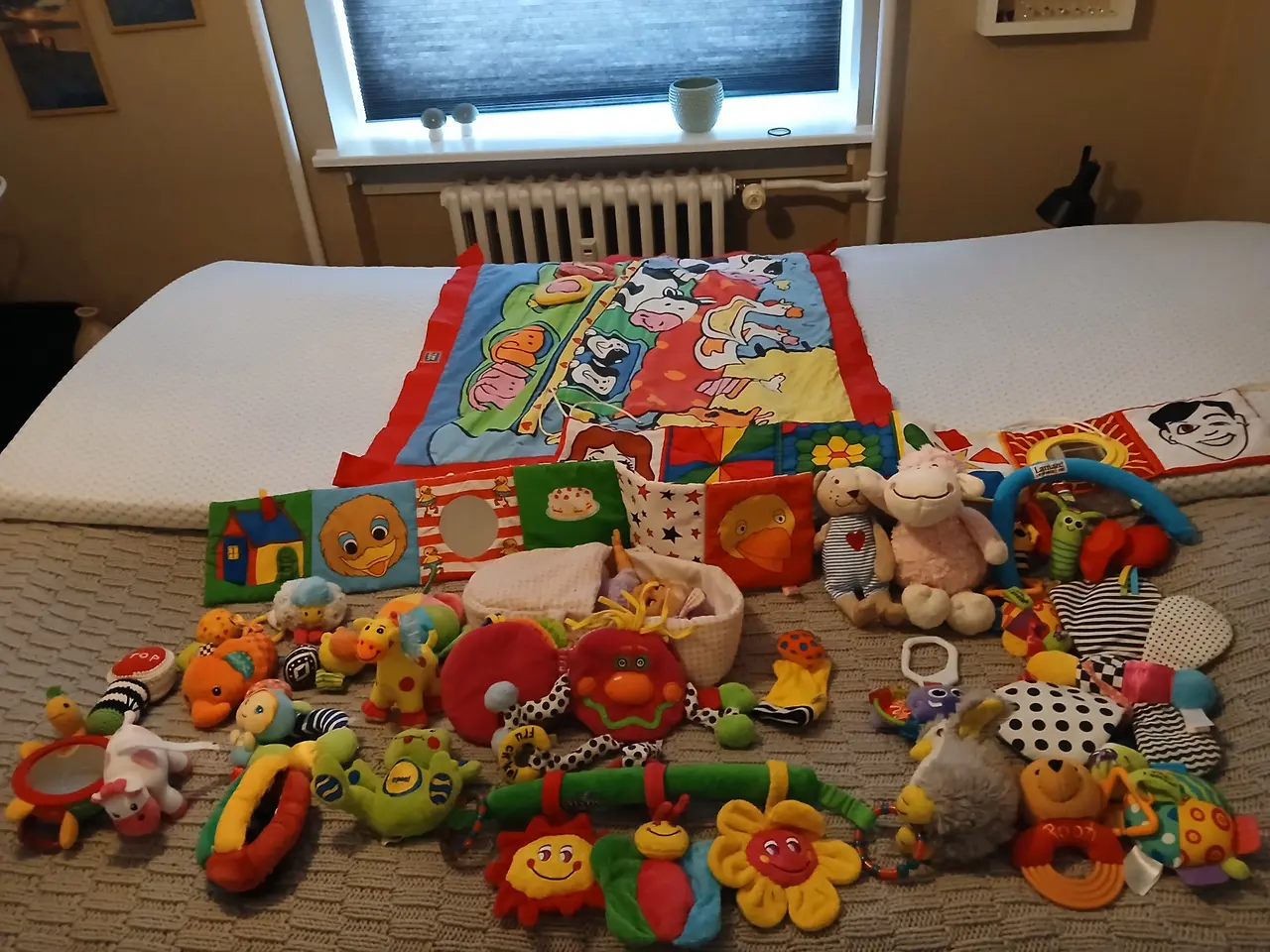 Billede 1 - Baby legetøj blandet