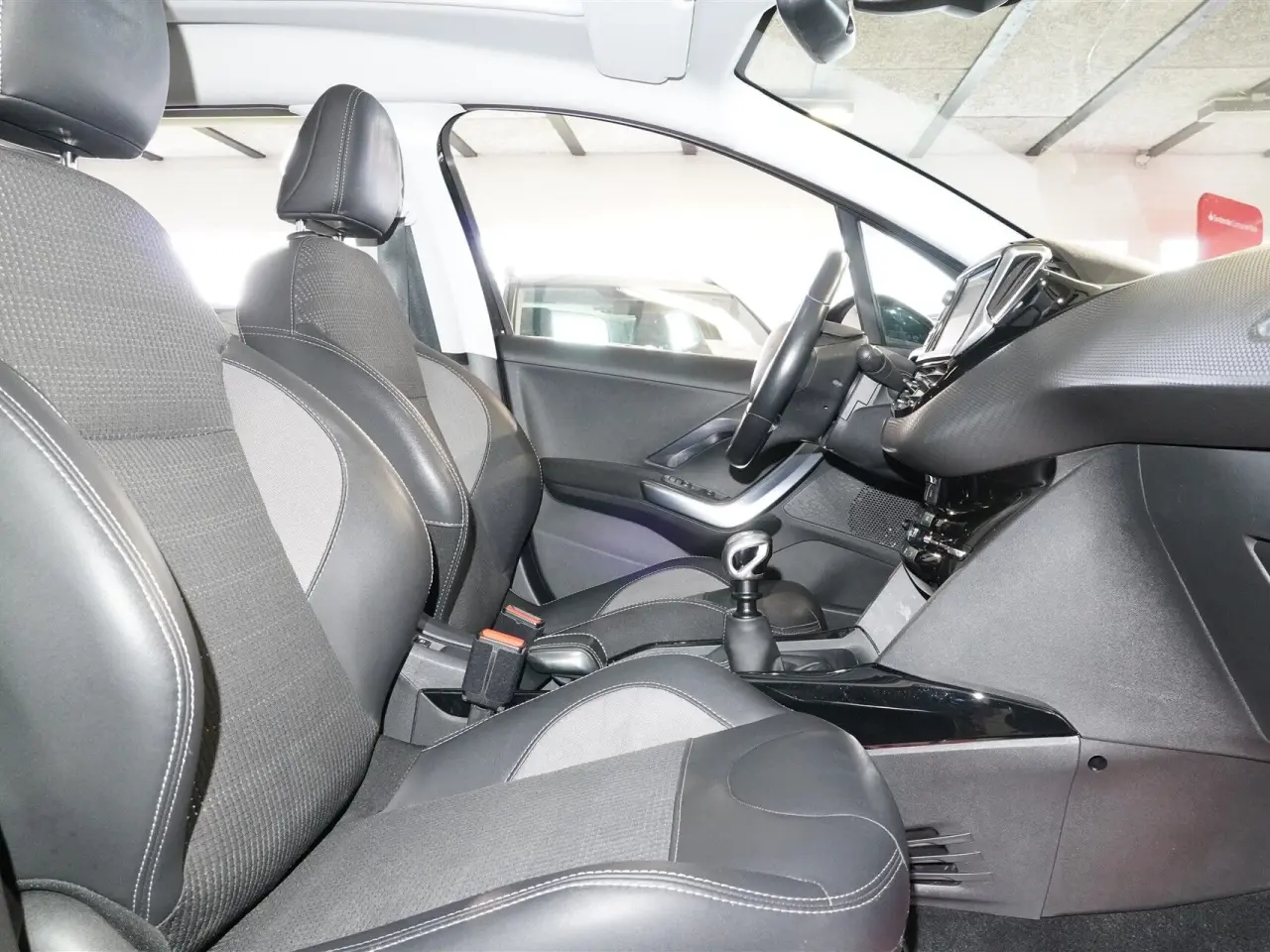 Billede 12 - Peugeot 2008 1,5 BlueHDi Allure 100HK 5d 6g