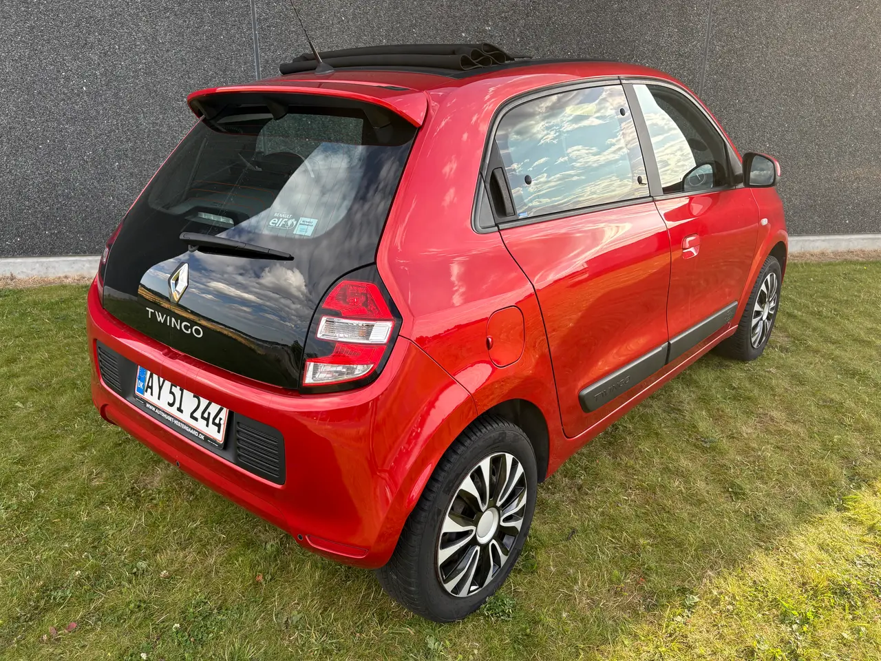 Billede 5 - Flot og velkørende "cabriolet" i flot farve