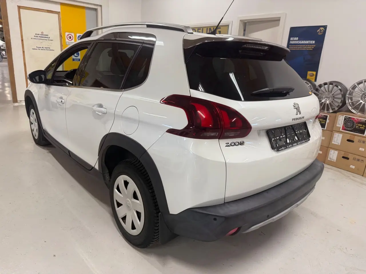 Billede 3 - Peugeot 2008 1,6 BlueHDi 100 Allure