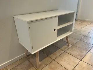 Hvid skænk