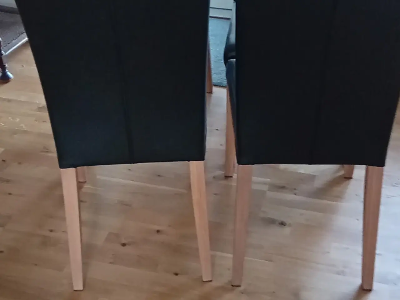 Billede 7 - Spisebordstole i kunstlæder m. træben