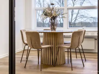Effektivt kontorlejemål på 673 m² tæt på Birkerød station