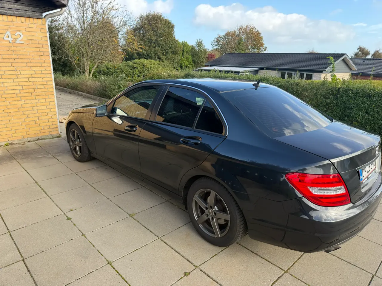 Billede 15 - Flot serviceret Mercedes 180