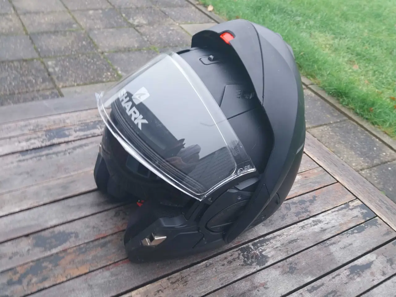 Billede 4 - Shark flipop hjelm