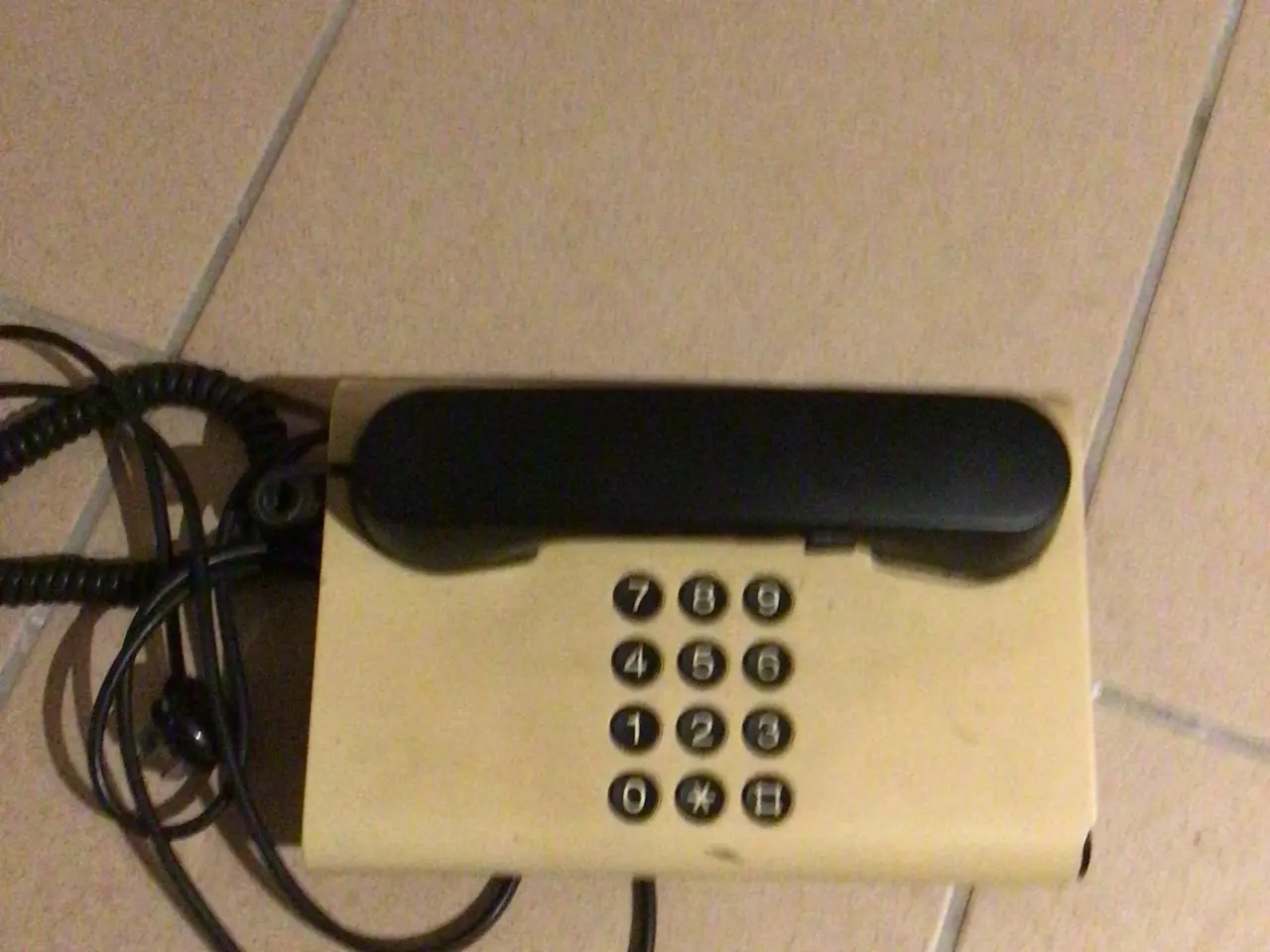 Billede 2 - 5 gamle telefoner