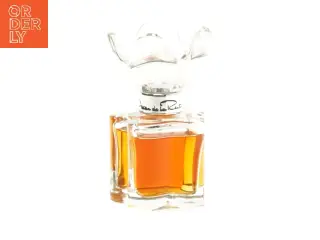 Oscar de la Renta parfume