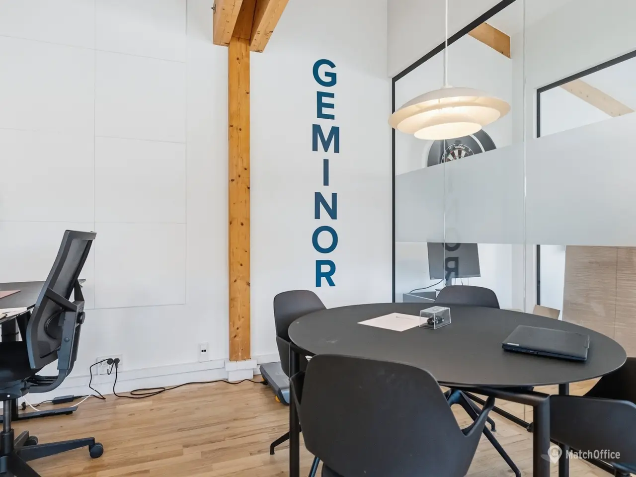 Billede 7 - Lyst og moderne kontor med fine detaljer