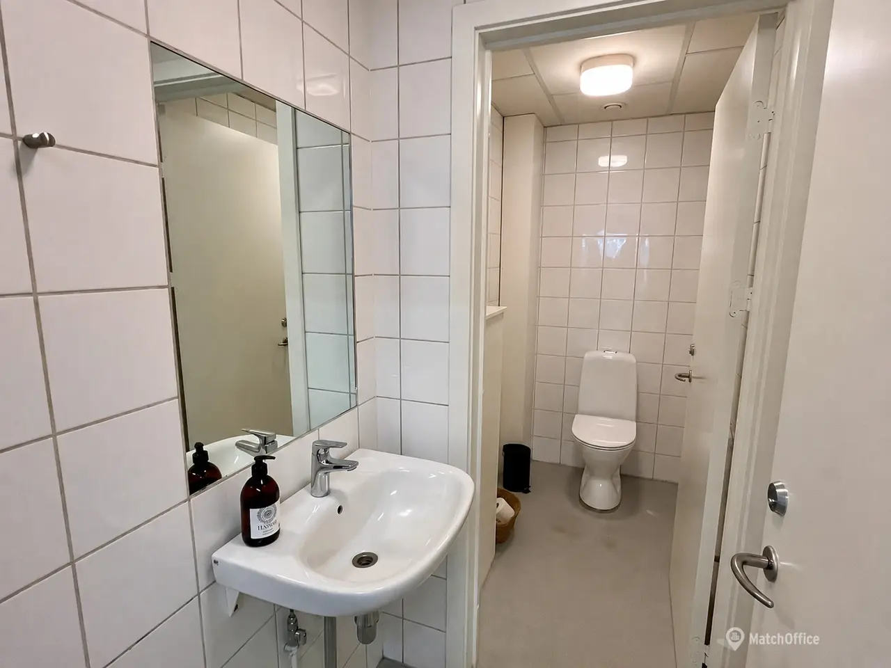 Billede 11 - 742 m2 lager/kontor udlejes i Hvidovre