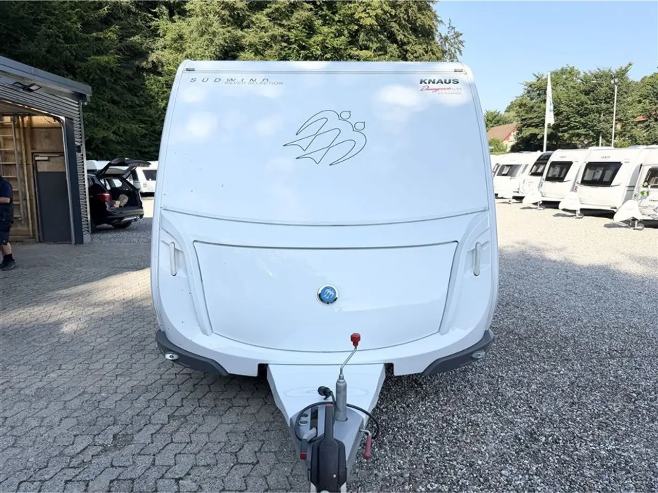 Billede 3 - 2016 - Knaus Südwind Silver Selection 460 EU Enkeltsenge-Lamel-Gulvtemp.-Telt