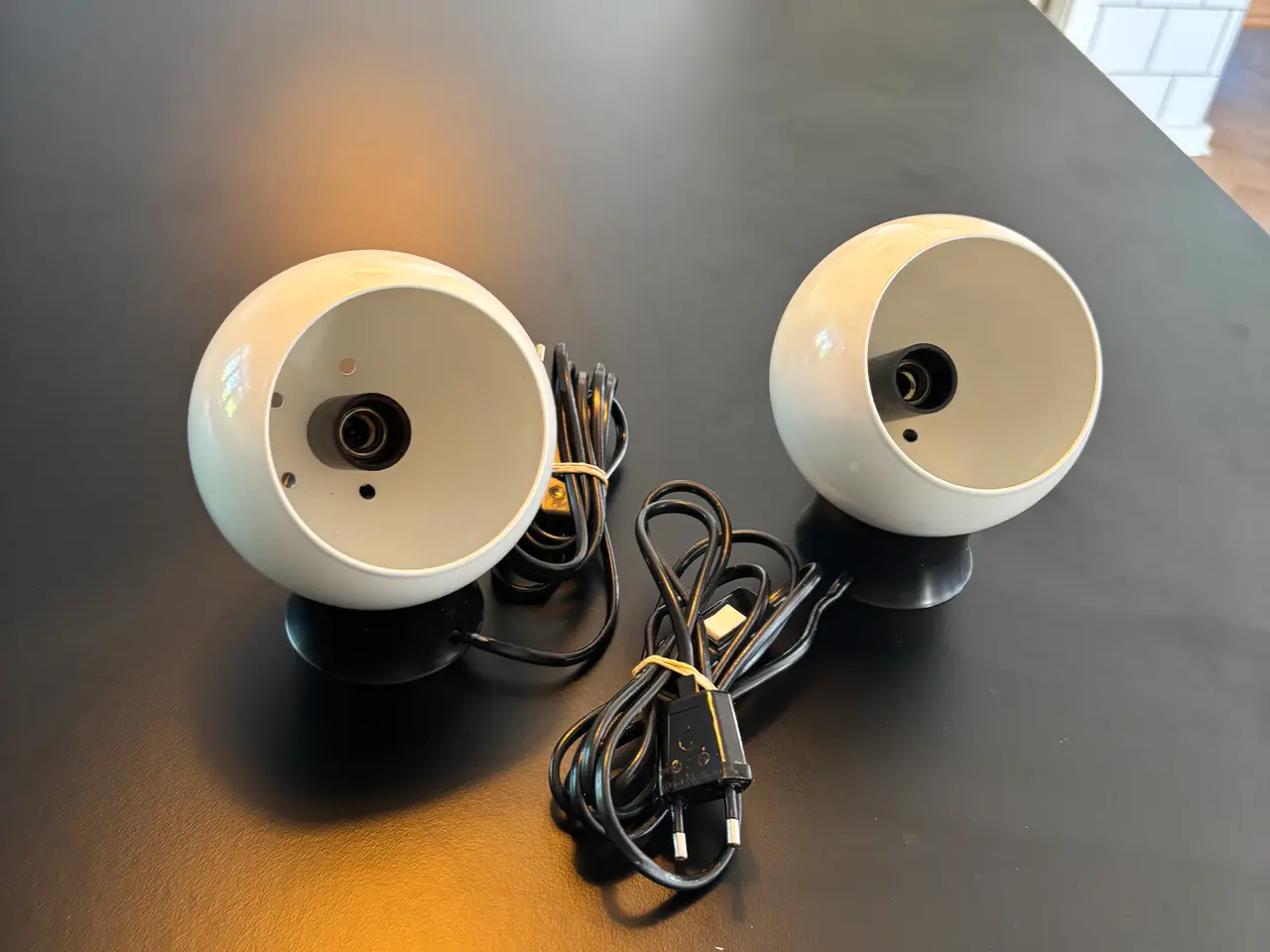 Billede 2 - Originale Benny Frandsen Ball magnetlamper – 2 stk