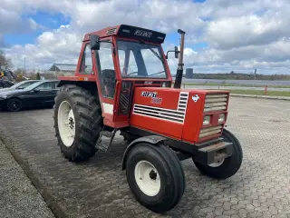 FIAT 780 Traktor velholdt