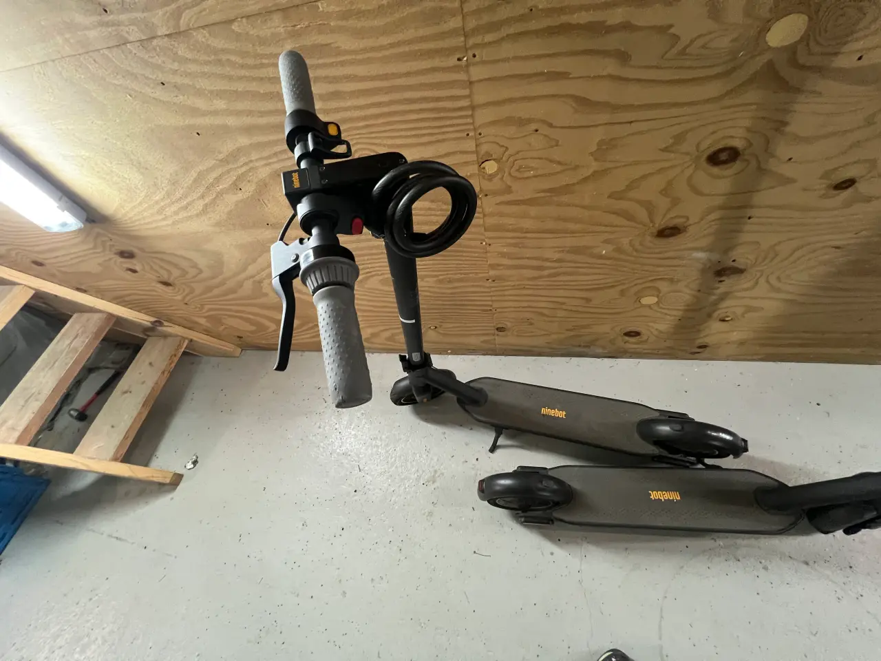 Billede 5 - 2 stk. Ninebot (Segway) G30 Max løbehjul