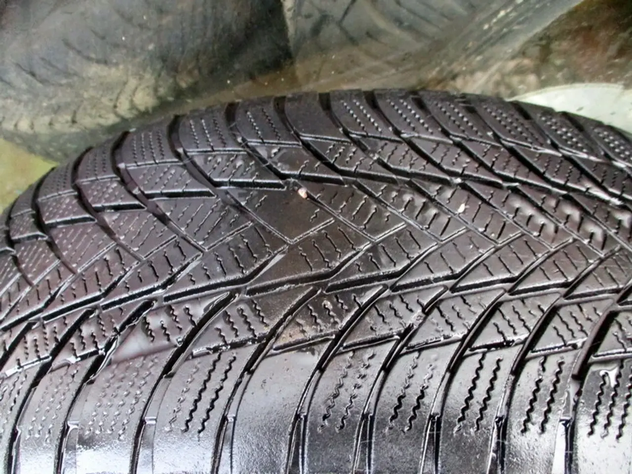 Billede 7 - 19" Alutec 5X108 ET45 Bridgestone 205/55/19" 97H