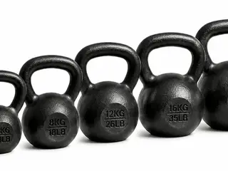 Kettlebell-sæt i støbejern (i alt 62 kg): 6 kg, 8