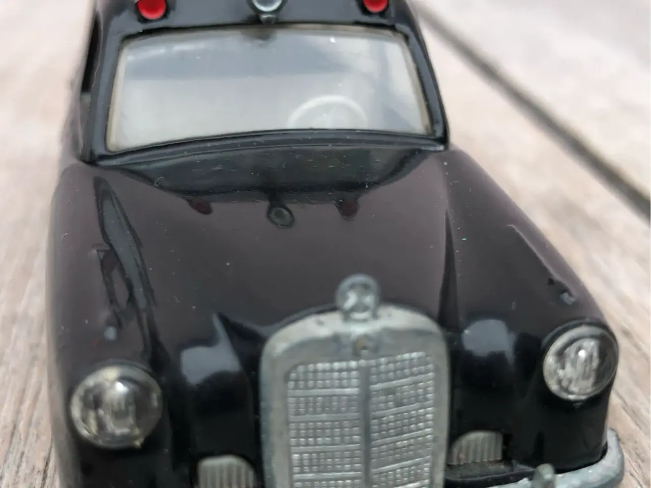 Billede 3 - TEKNO...MERCEDES BENZ 220S AMBULANCE