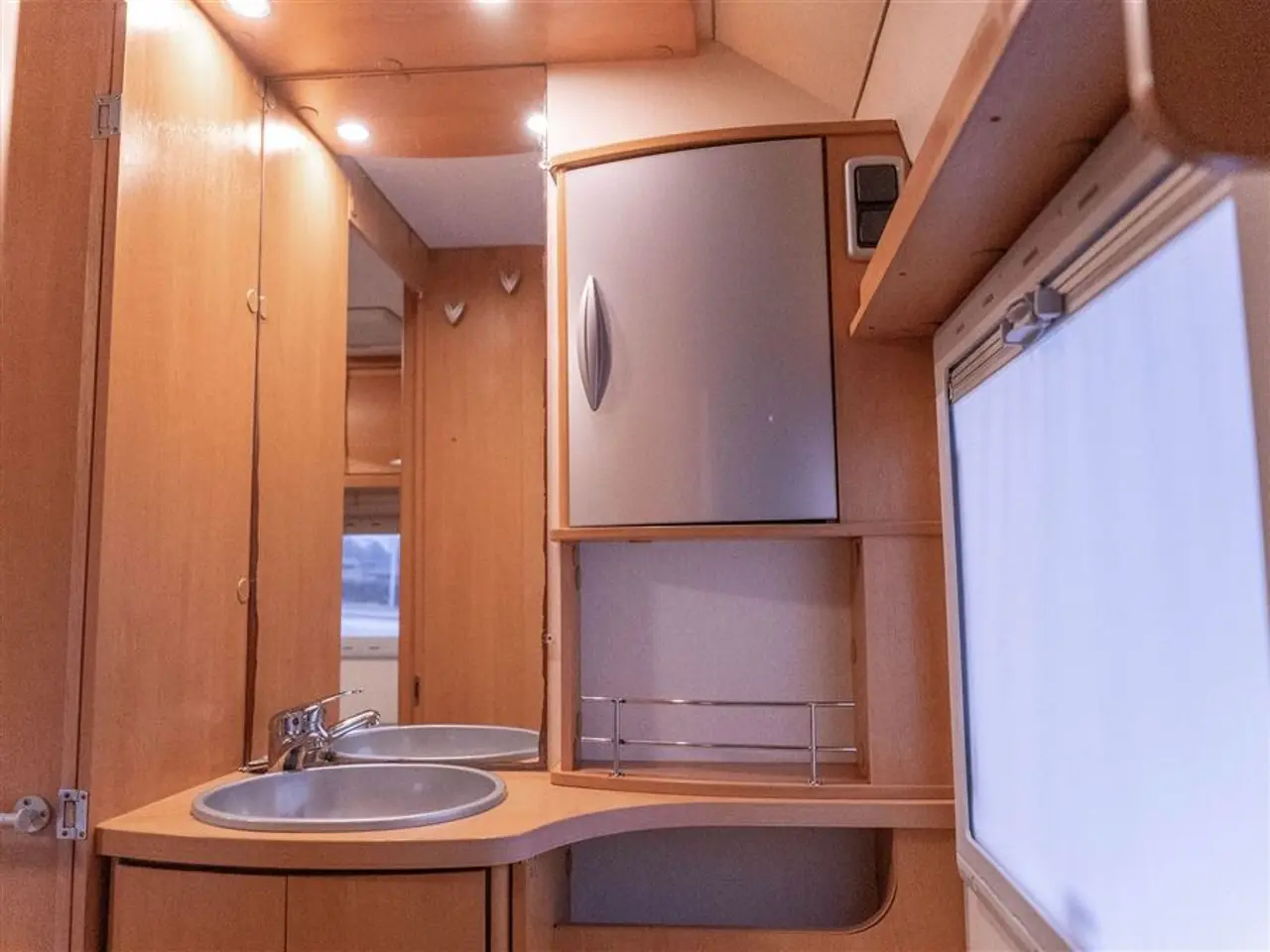 Billede 20 - 2010 - CI Riviera 95 P Godt udstyret autocamper sælges til CVR