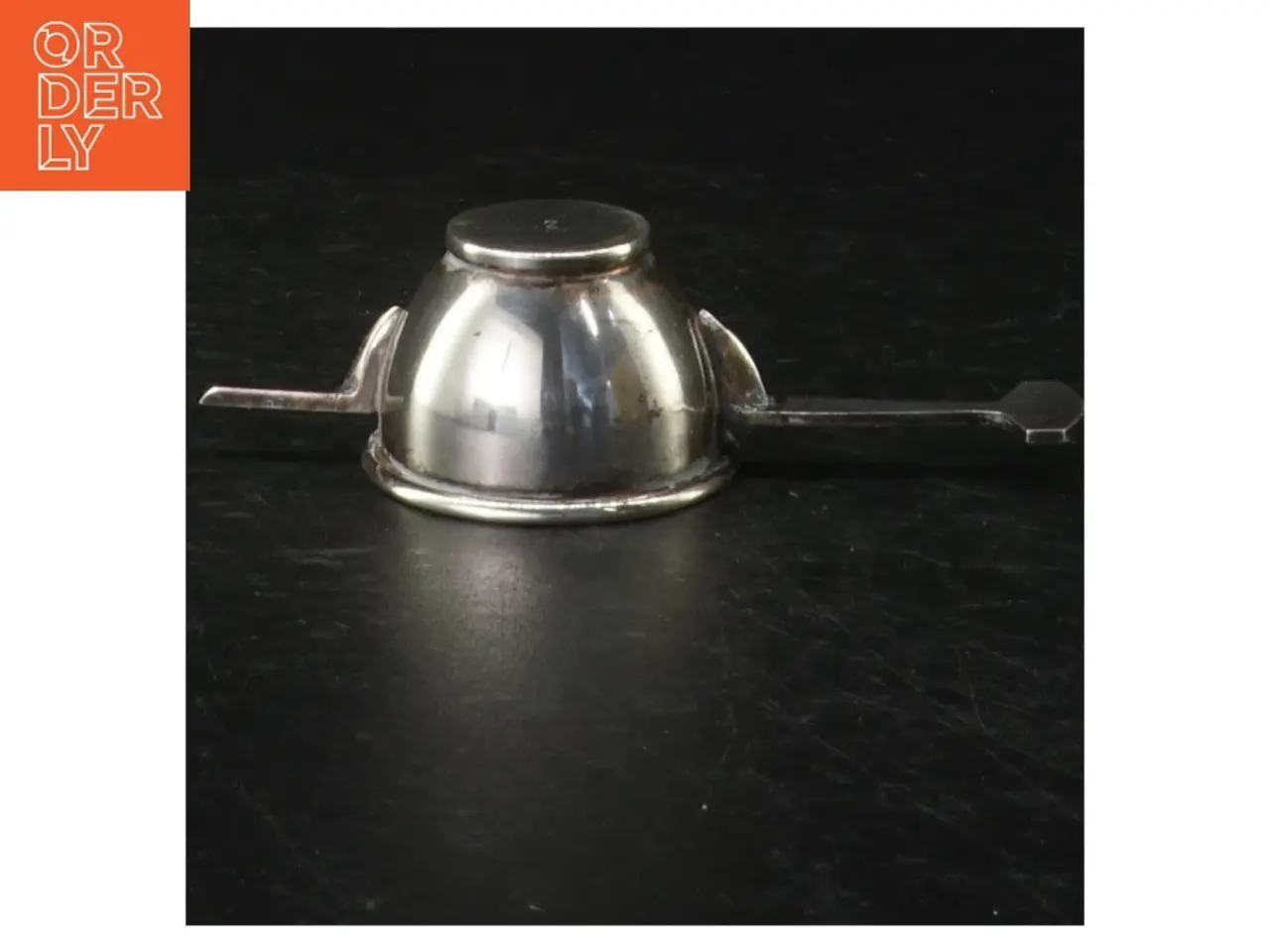 Billede 2 - Sølvfarvet målebæger (str. Målebæger Længde, 11,5 cm. ø. 5 cm)