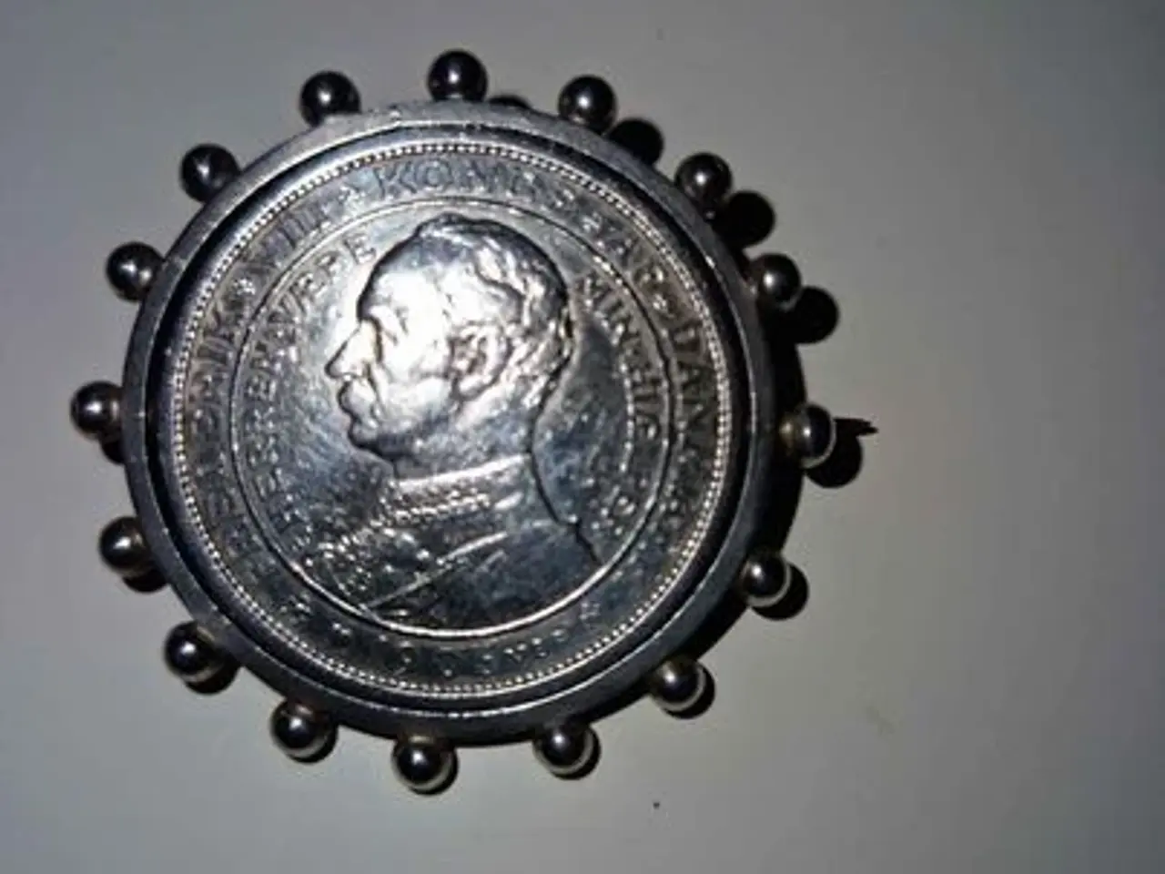 Billede 1 - Broche 2 krone 1906
