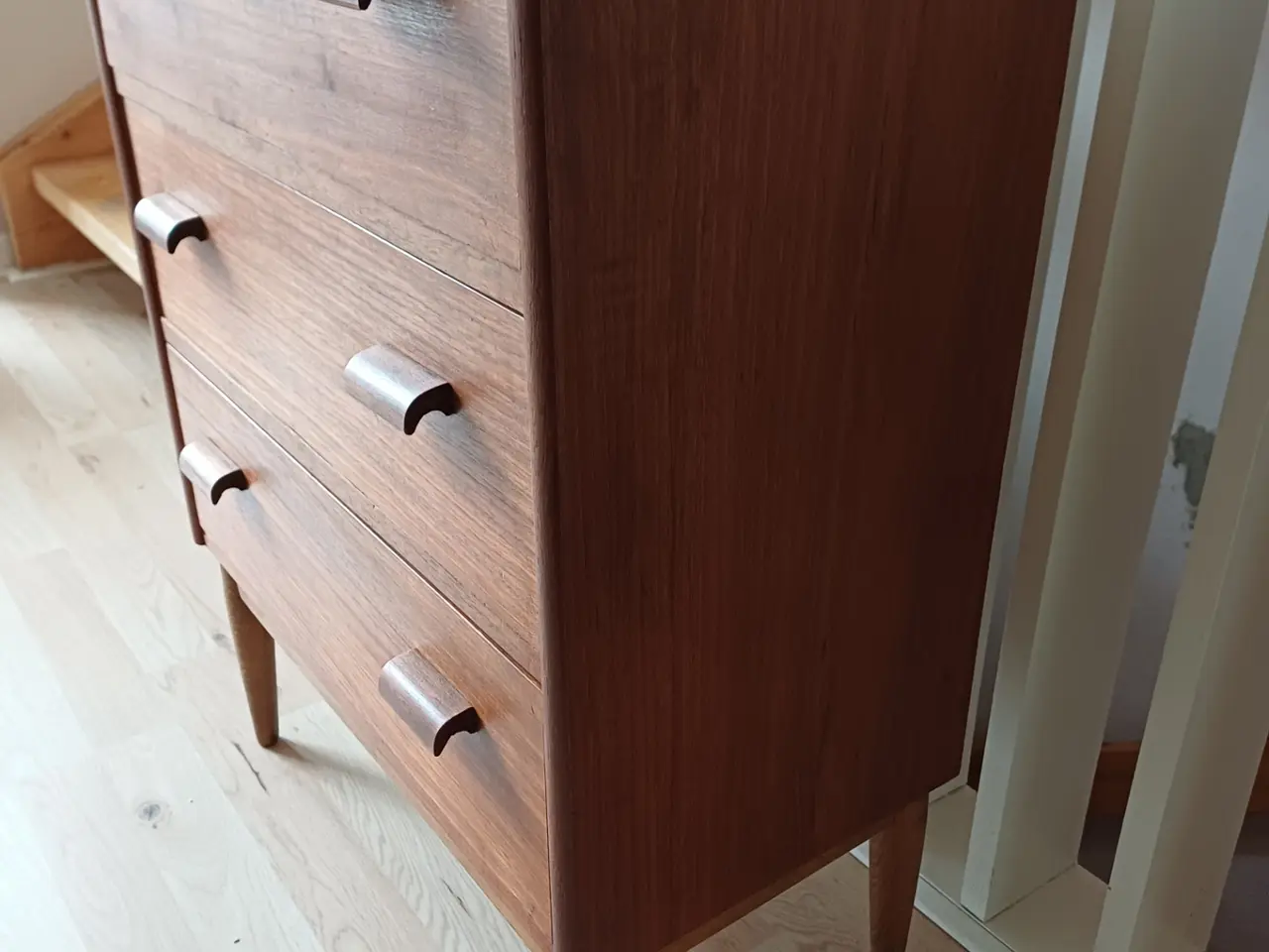Billede 2 - Teak kommode med 3 skuffer