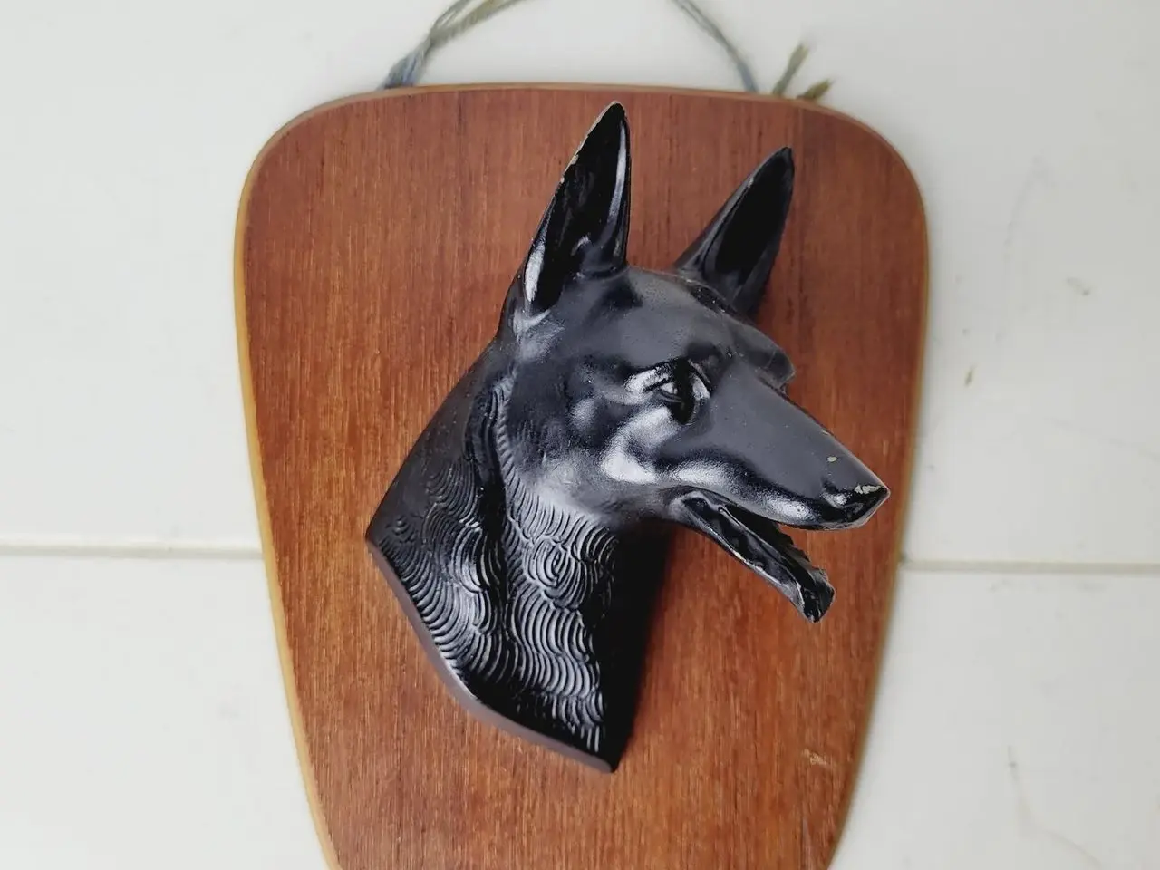 Billede 1 - ⭐️- Vintage Relief med Schæferhund Hoved – Retro