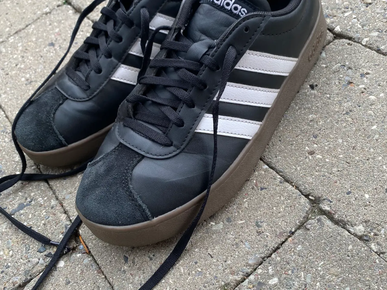 Billede 1 - ADIDAS SNEAKER VL COURT
