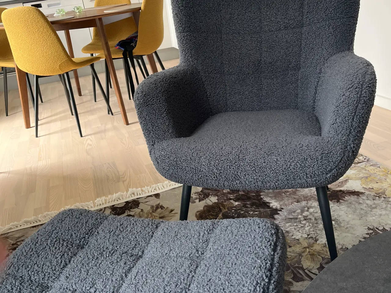 Billede 1 - Flot ny bamse plys lænestol 