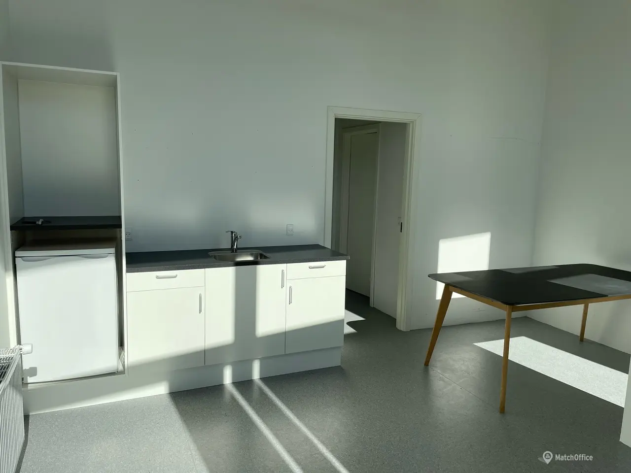 Billede 5 - Super synlig butikslejemål