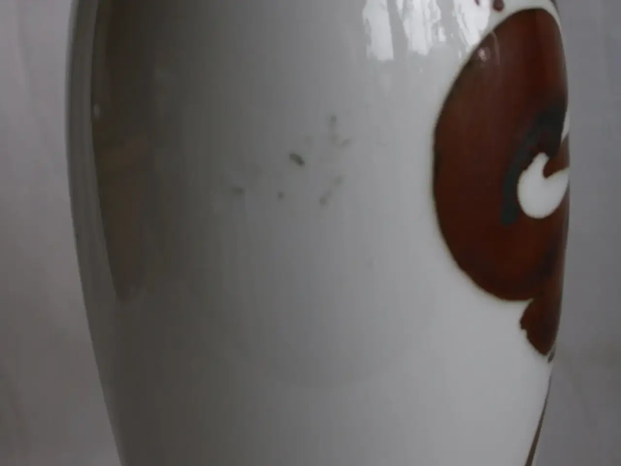 Billede 5 - Vase med brun dekoration fra Bing og Grøndahl
