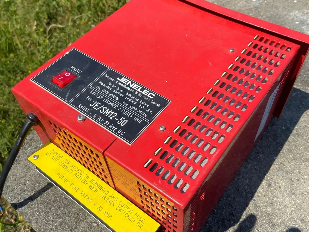 Billede 3 - Jenelec JE/SM12-50 12V 50A Batterioplader – Krafti