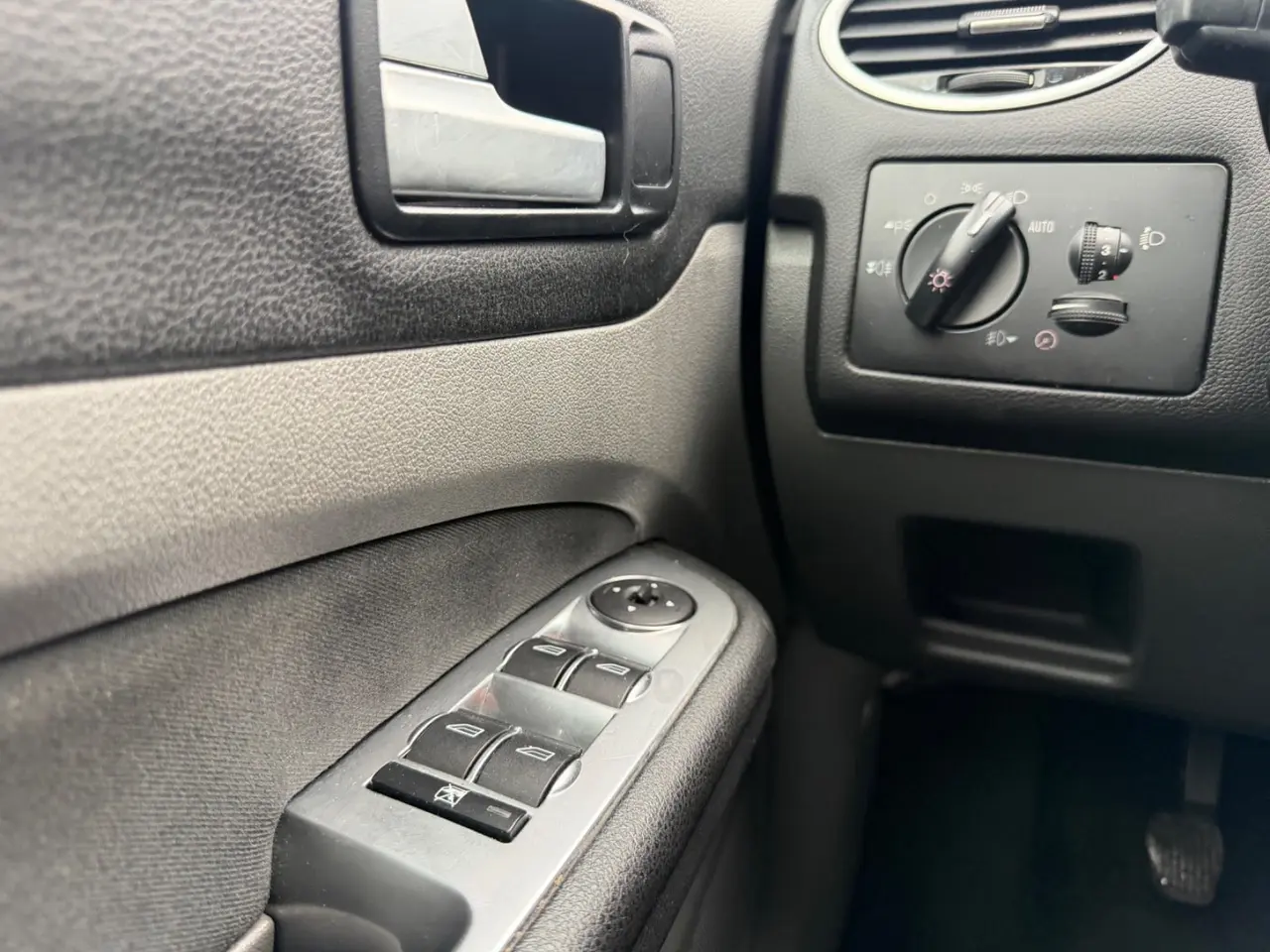 Billede 19 - Ford Focus 1,6 TDCi 109 Ghia stc.
