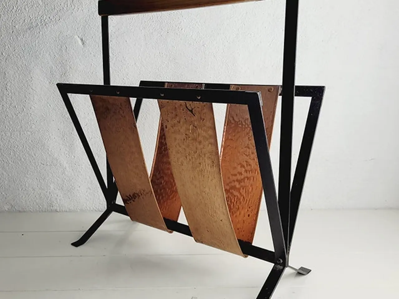 Billede 1 - ⭐️- Vintage Magasinholder / Avisholder - Kobber