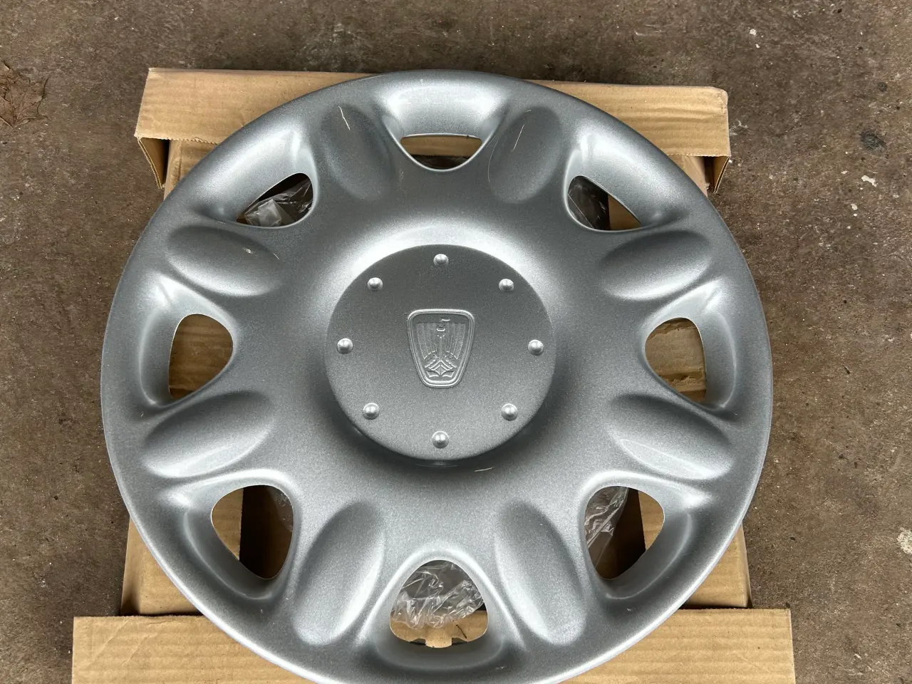 Billede 4 - Rover Navkapsler