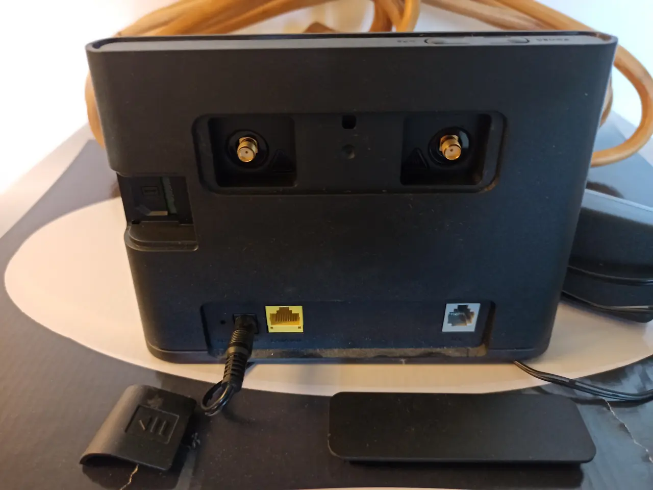 Billede 3 - Router til Simkort Huawei