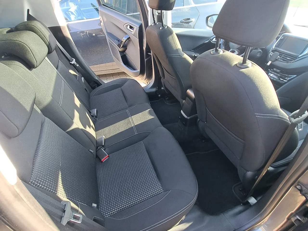 Billede 9 - Peugeot 208 1.6 2018 allure sky