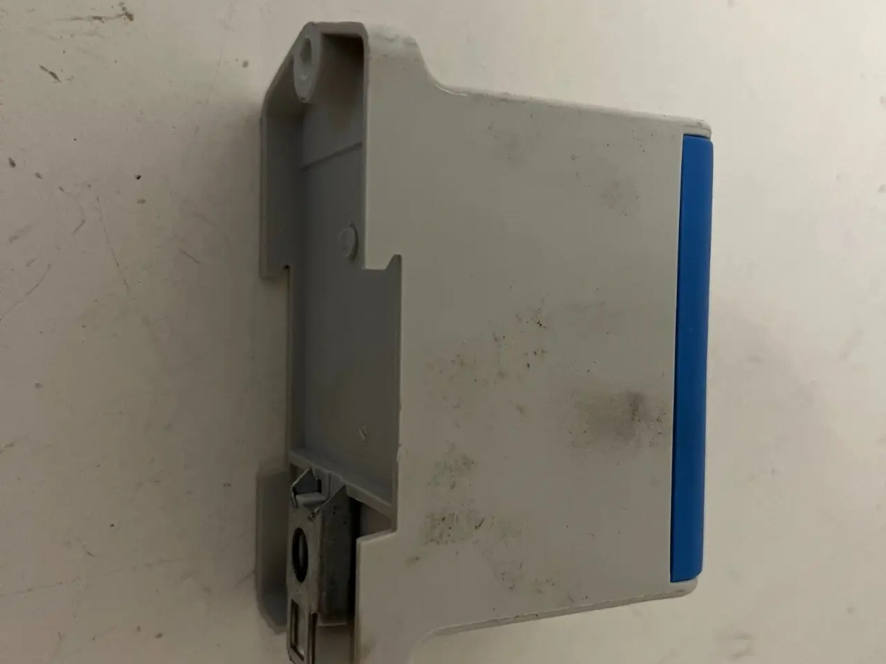 Billede 5 - Ensto KE68.2 Tapping Terminal Block - Condition