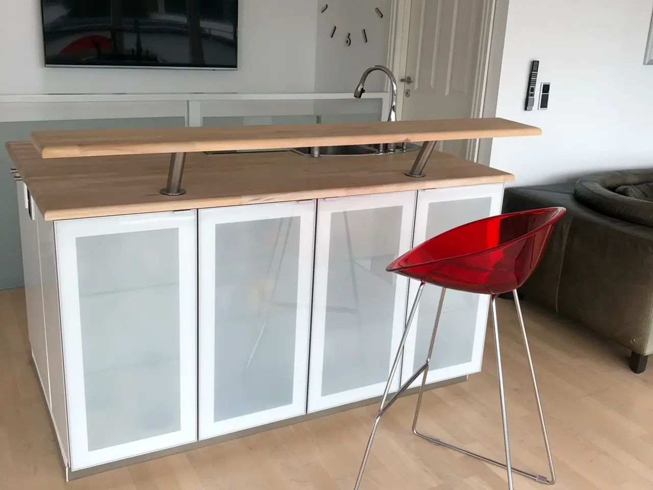 Billede 2 - Super flot designer barstol / køkken stol