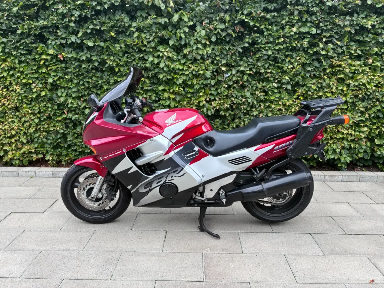 Billede 2 - Velholdt Honda Cbr 1000f 