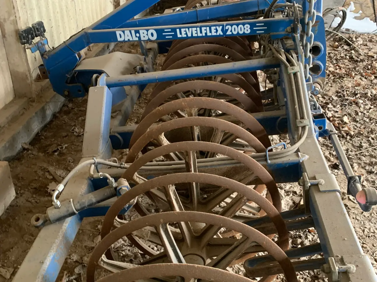 Billede 2 - Jordpakker 4 m Dalbo med hydraulisk op klap