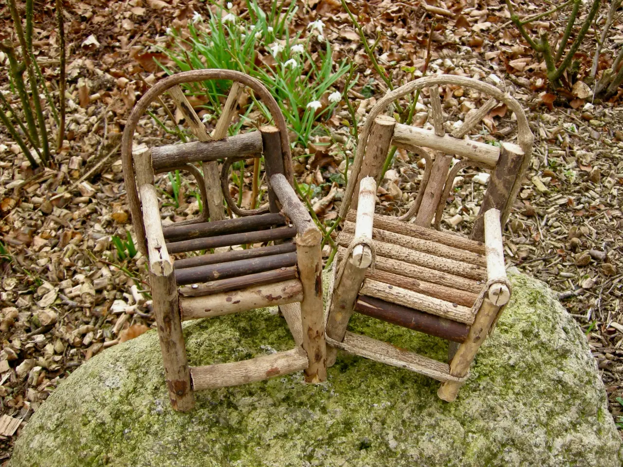 Billede 4 - Dukkestole i naturmaterialer, Håndlavede stole