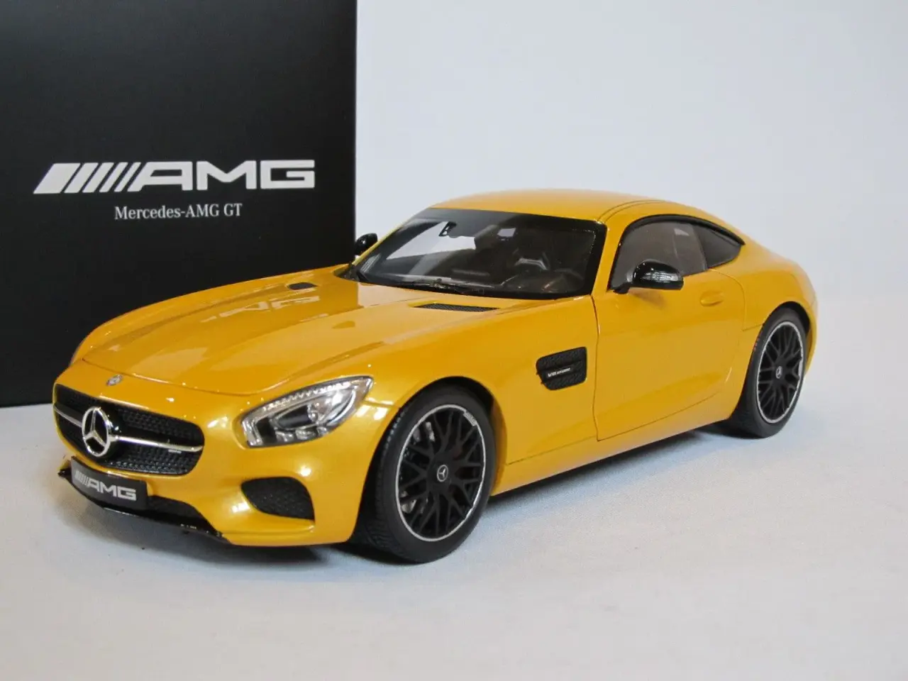 Billede 1 - 2015 Mercedes Benz AMG GT S 1:18