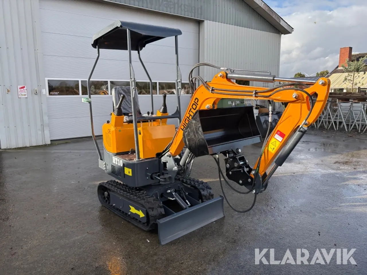 Billede 3 - Minigraver m/svingbar arm + redskabspakke Hightop HT10