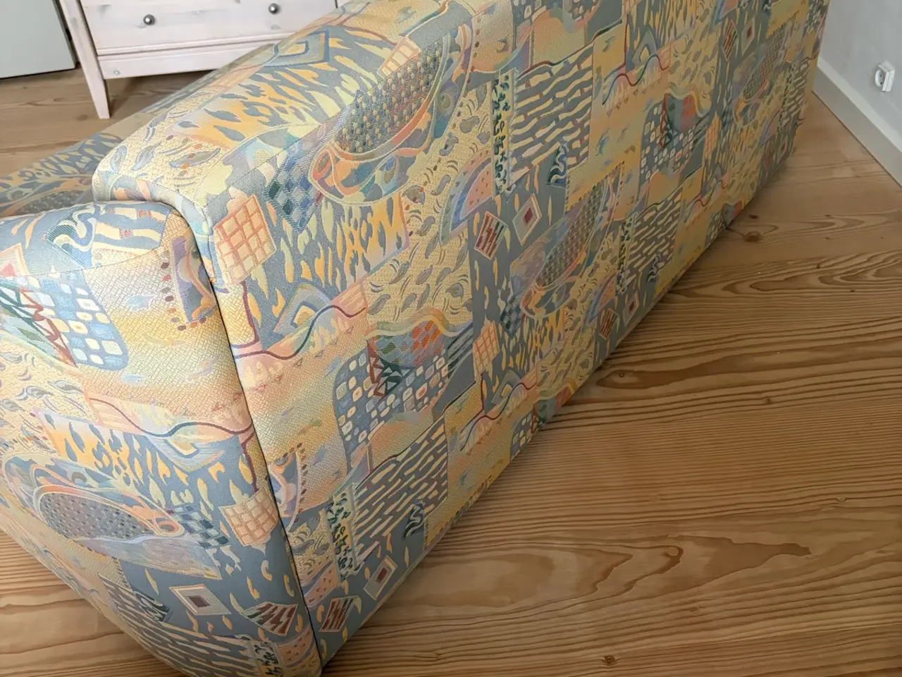 Billede 4 - Sovesofa brd. 2 m sovedel 1,35 længde 1,80