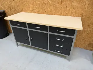 Arbejdsbord, nyt og samlet 