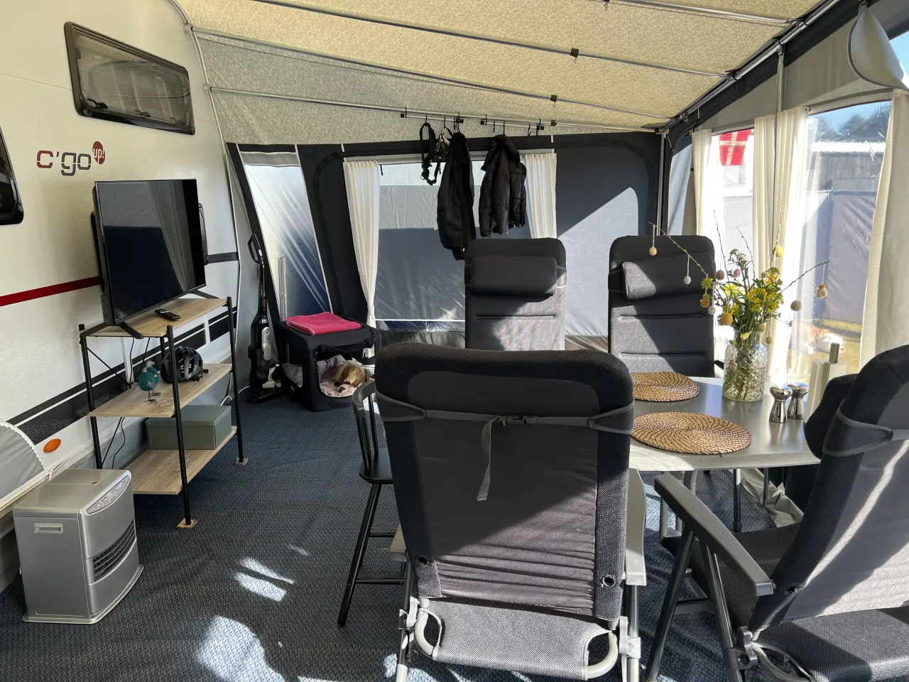 Billede 4 - Super lækker Dethleffs C’Go Up 525 KR. 7 pers. V