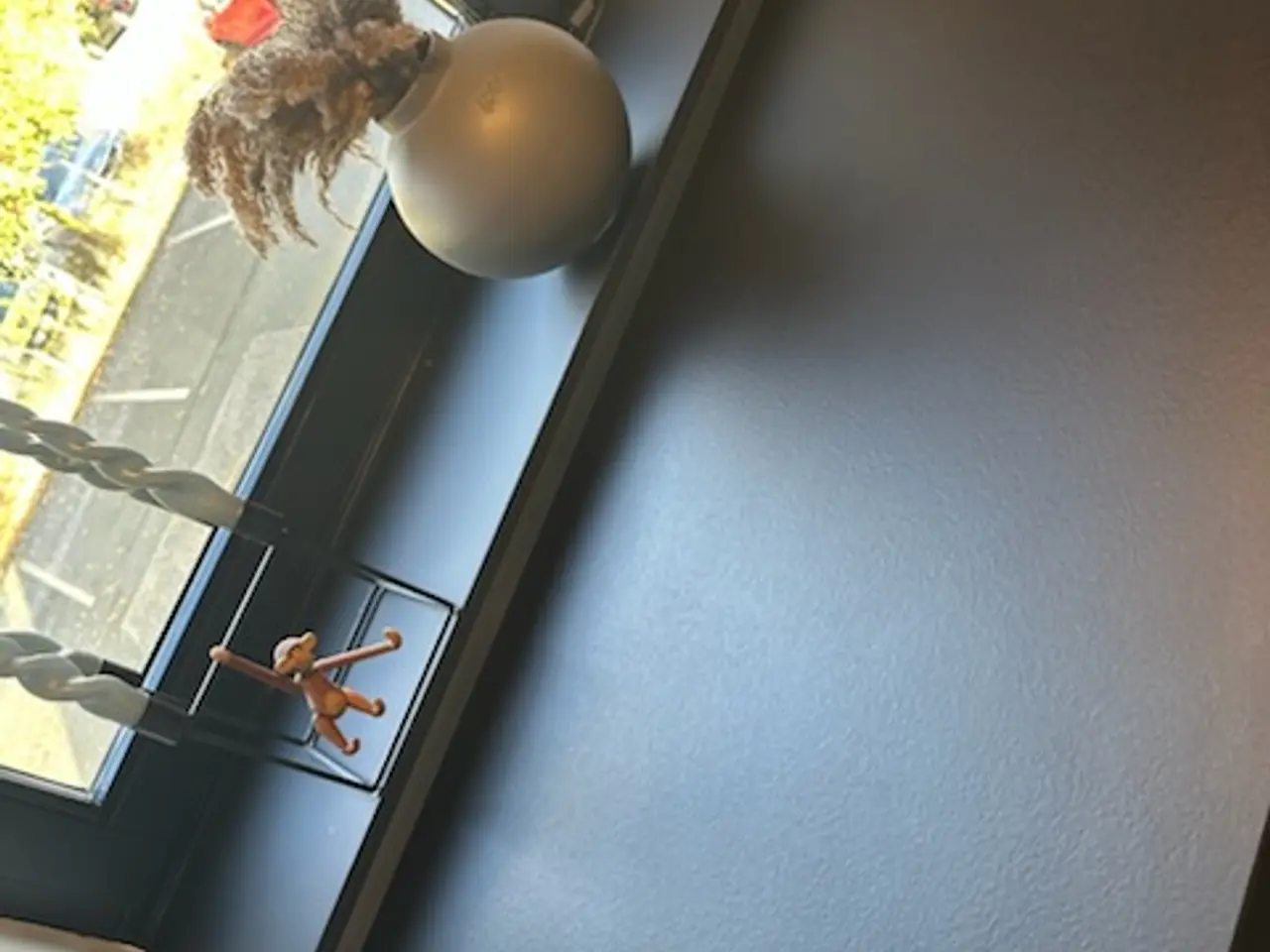 Billede 4 - Køkkenbordplade i sort laminat.